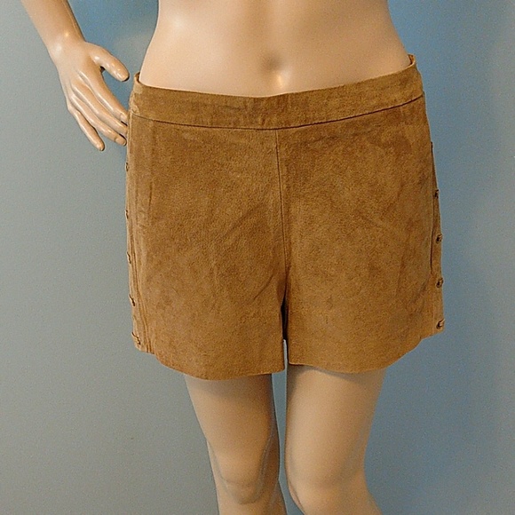 Willow and Clay Suede Shorts - Picture 2 of 6